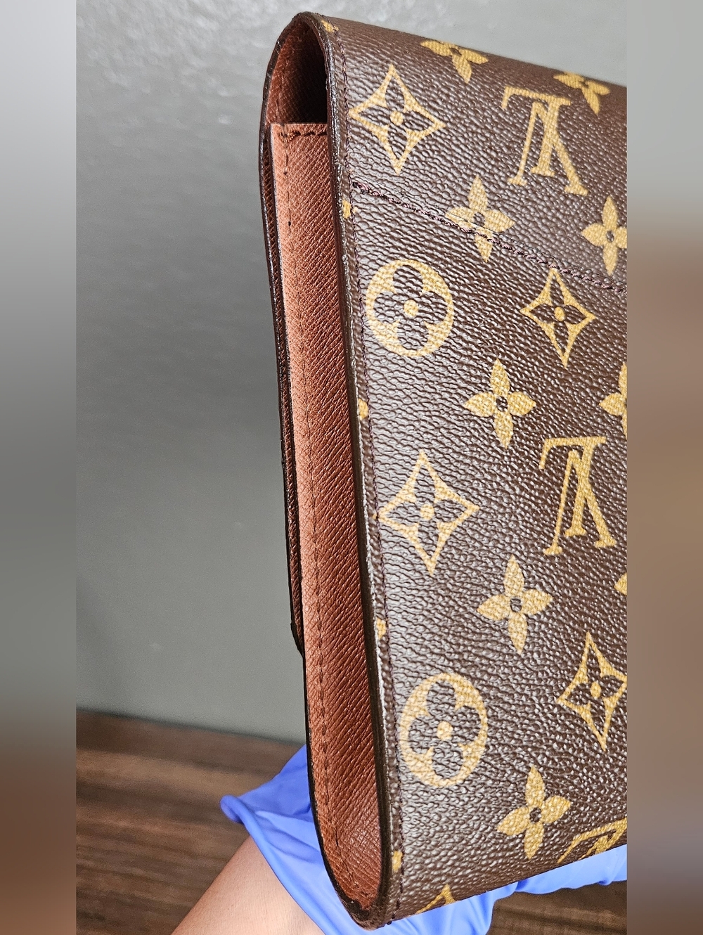 Authentic Louis Vuitton Bordeaux Monogram Canvas Crossbody/Clutch Bag - Picture 12 of 16